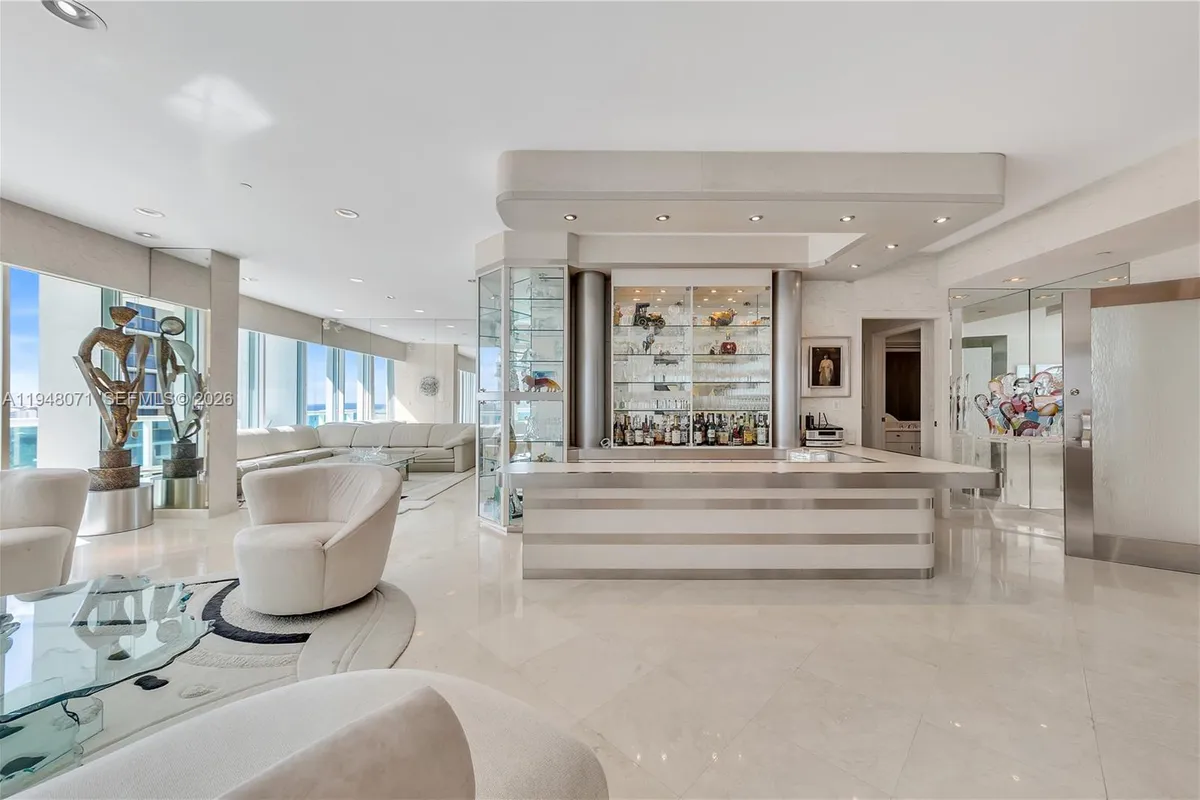 10101 Collins Ave, Bal Harbour FL 33154