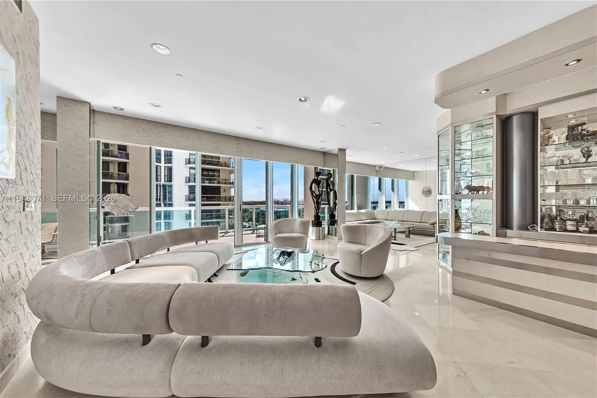 10101 Collins Ave, Bal Harbour FL 33154