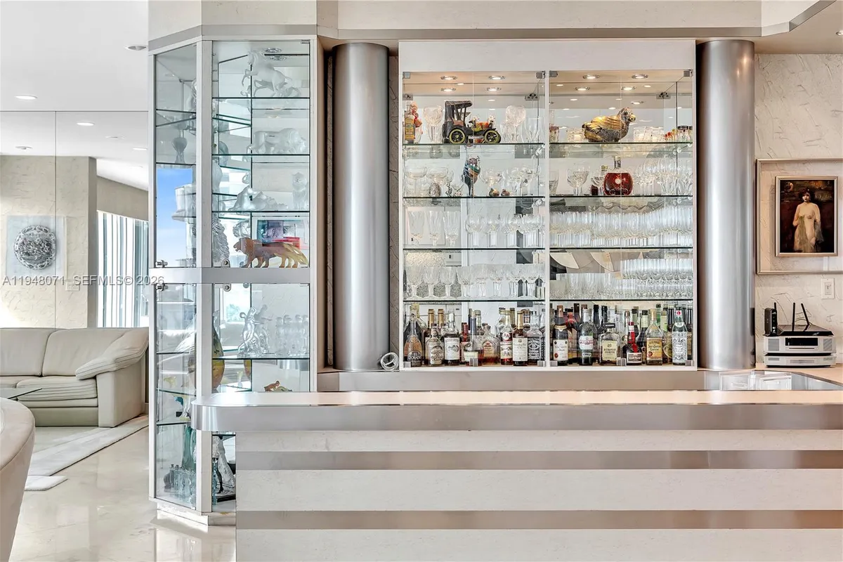 10101 Collins Ave, Bal Harbour FL 33154