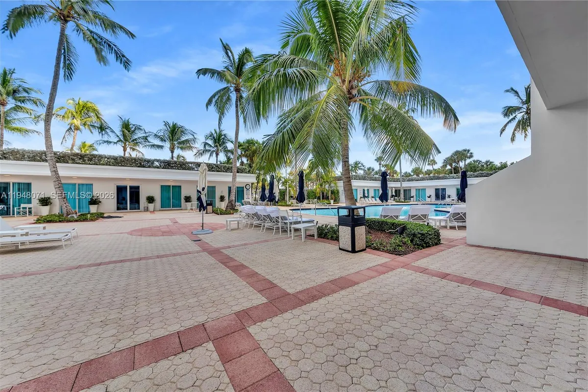 10101 Collins Ave, Bal Harbour FL 33154