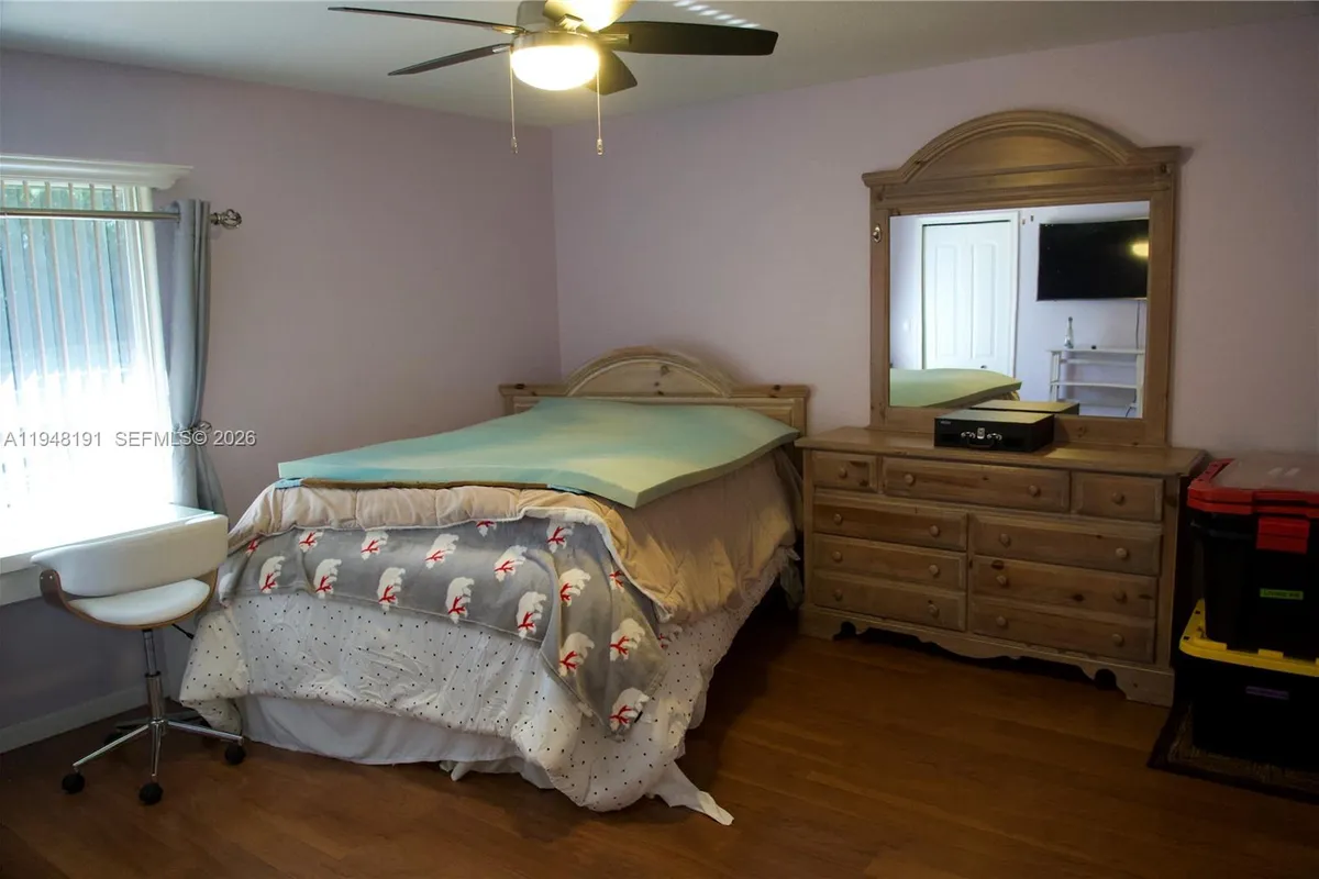 2564 Deer Run Trl, Loxahatchee FL 33470