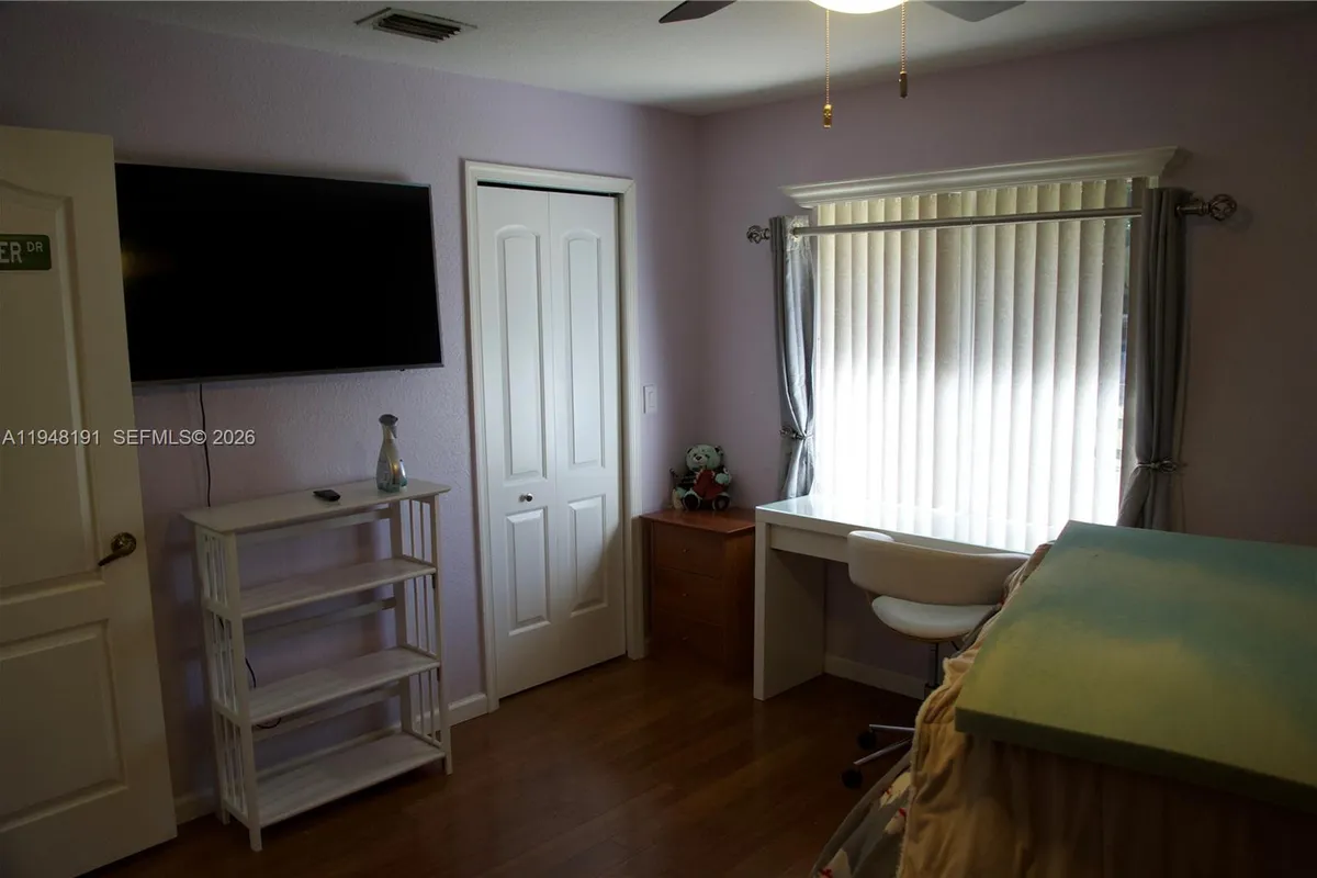 2564 Deer Run Trl, Loxahatchee FL 33470