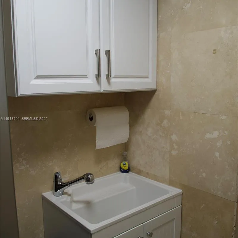 2564 Deer Run Trl, Loxahatchee FL 33470