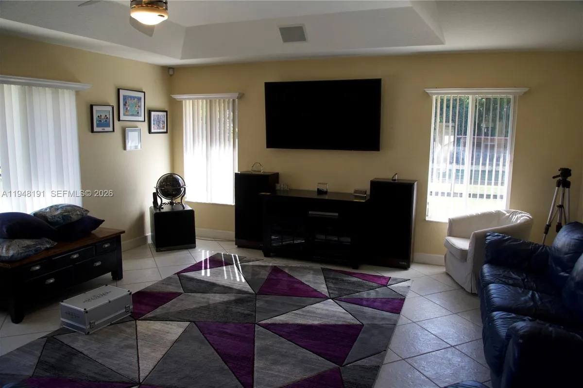 2564 Deer Run Trl, Loxahatchee FL 33470