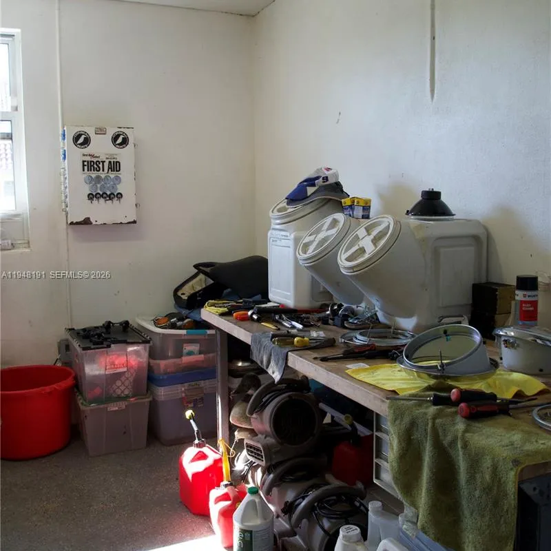 2564 Deer Run Trl, Loxahatchee FL 33470