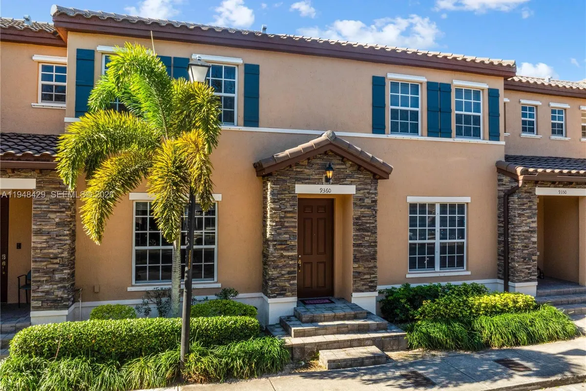 9360 SW 171st Ct, Miami FL 33196