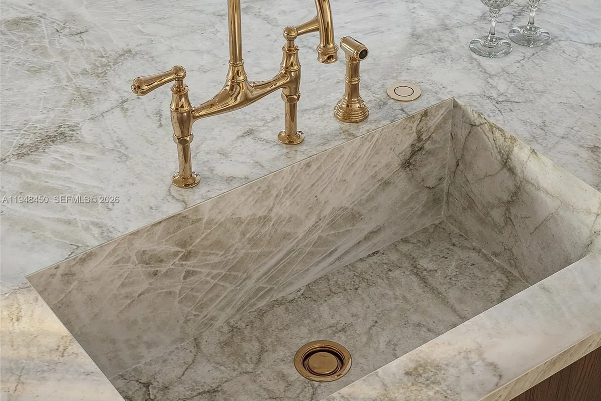 369 Eagle Dr, Jupiter FL 33477