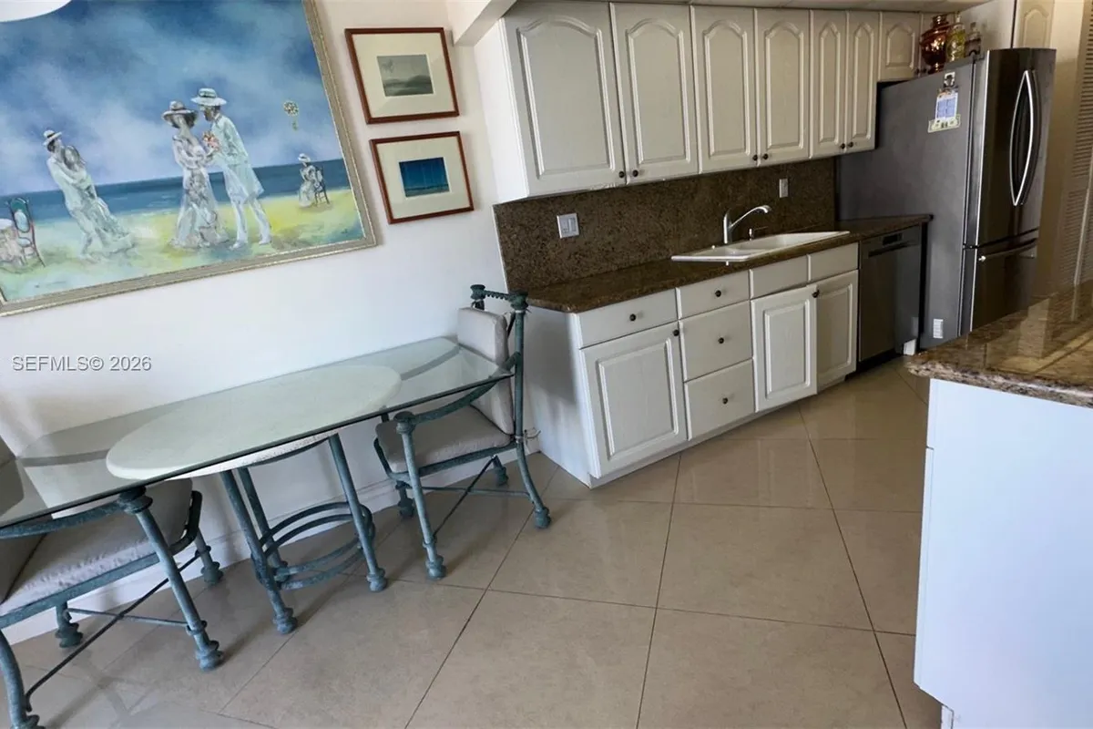 210 174th St # 1909, Sunny Isles Beach FL 33160