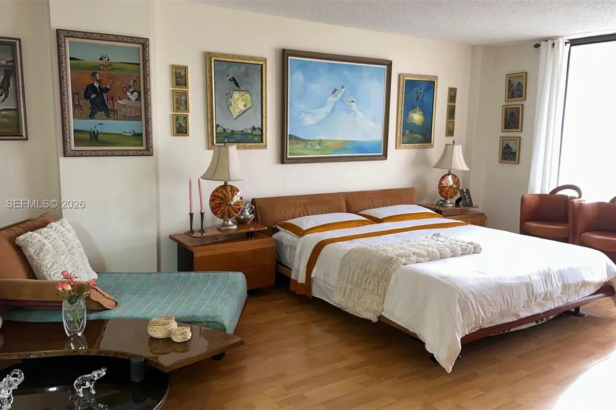 210 174th St # 1909, Sunny Isles Beach FL 33160