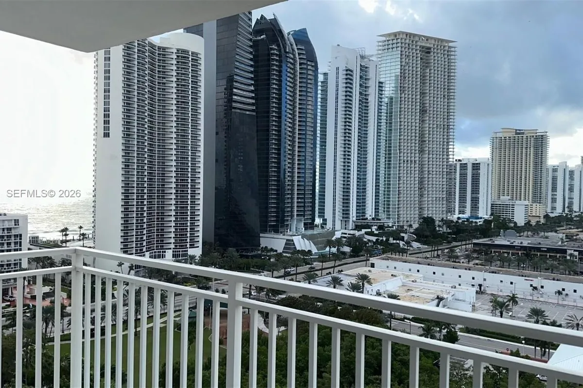 210 174th St # 1909, Sunny Isles Beach FL 33160