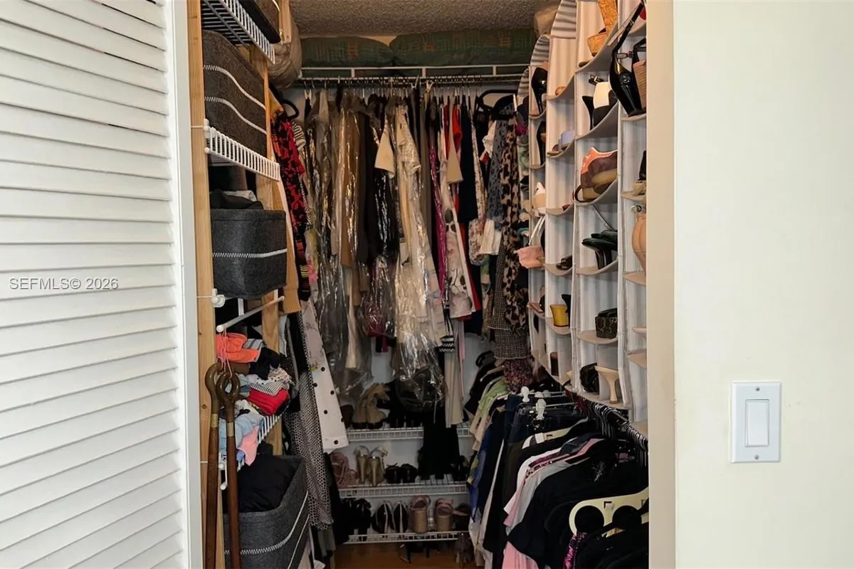 210 174th St # 1909, Sunny Isles Beach FL 33160