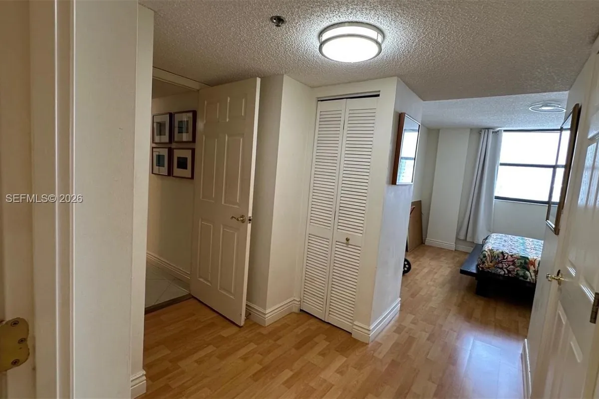 210 174th St # 1909, Sunny Isles Beach FL 33160