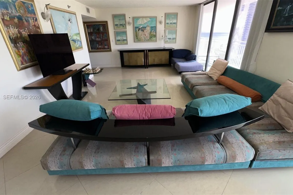 210 174th St # 1909, Sunny Isles Beach FL 33160