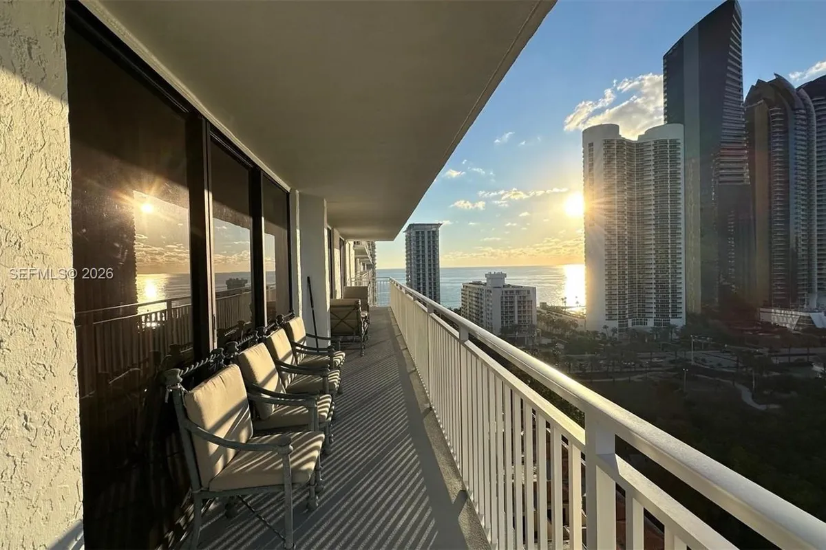 210 174th St # 1909, Sunny Isles Beach FL 33160
