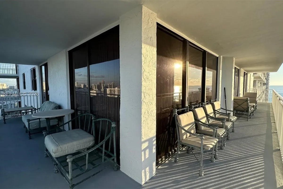 210 174th St # 1909, Sunny Isles Beach FL 33160