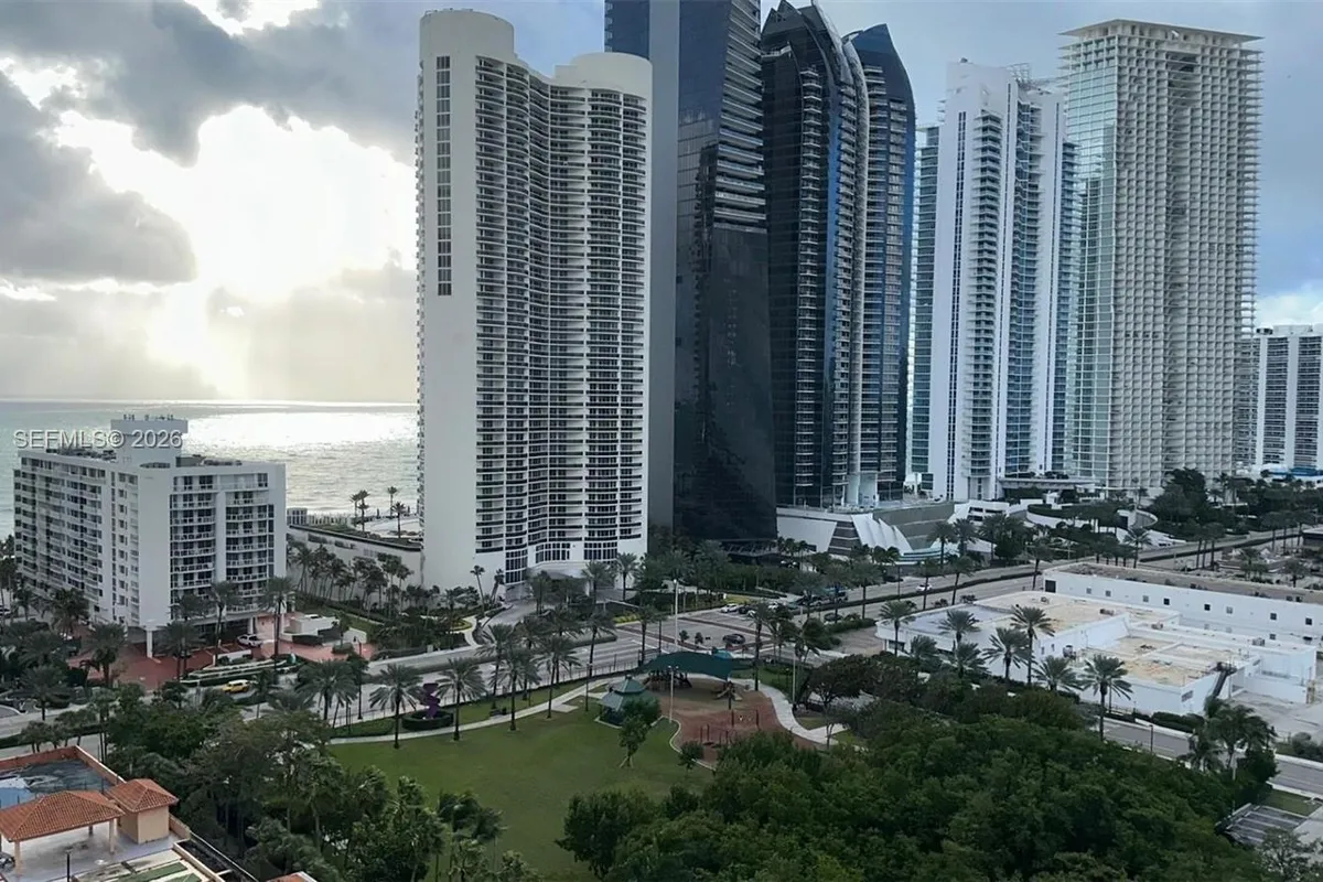 210 174th St # 1909, Sunny Isles Beach FL 33160