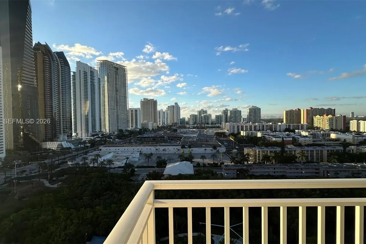 210 174th St # 1909, Sunny Isles Beach FL 33160