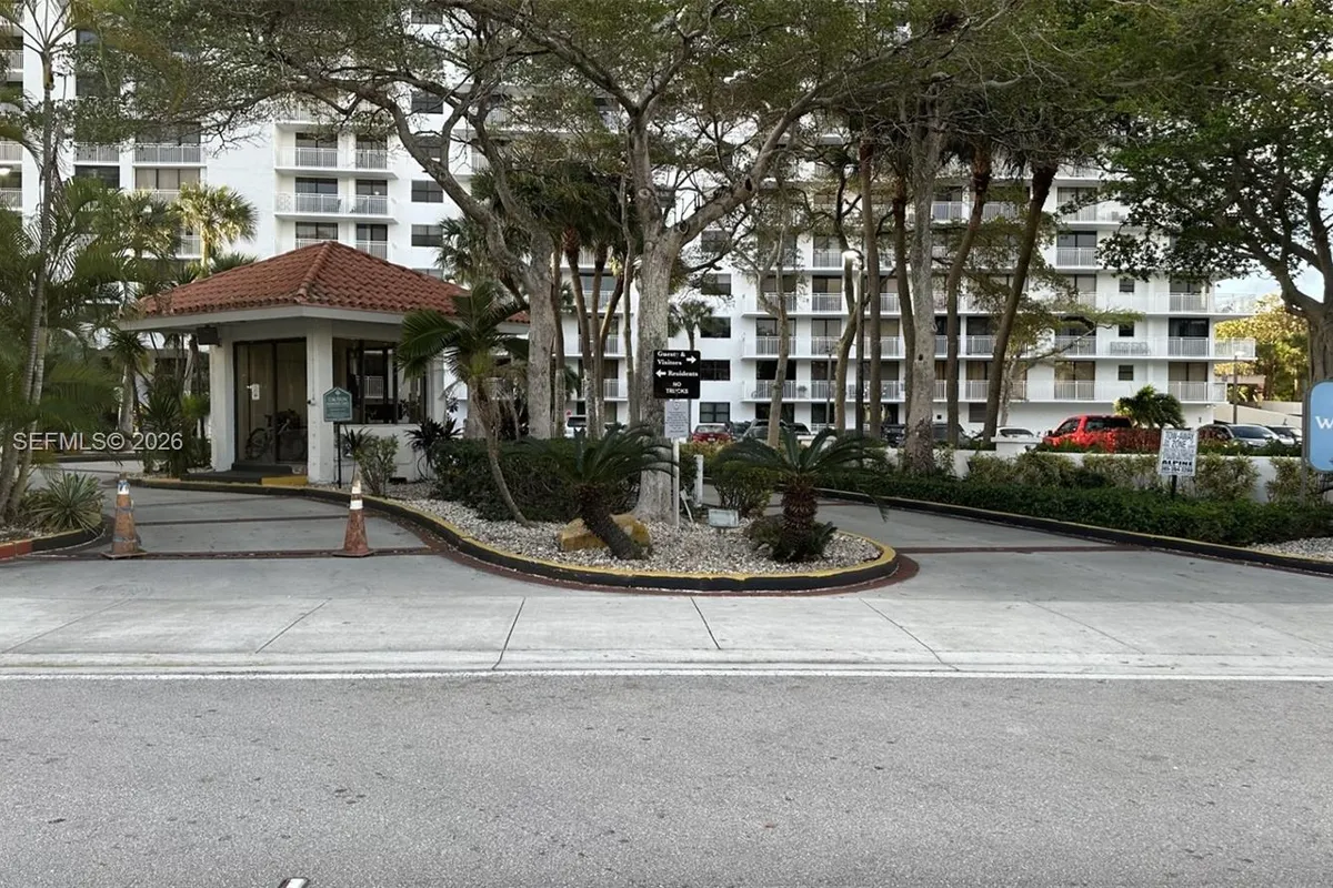 210 174th St # 1909, Sunny Isles Beach FL 33160