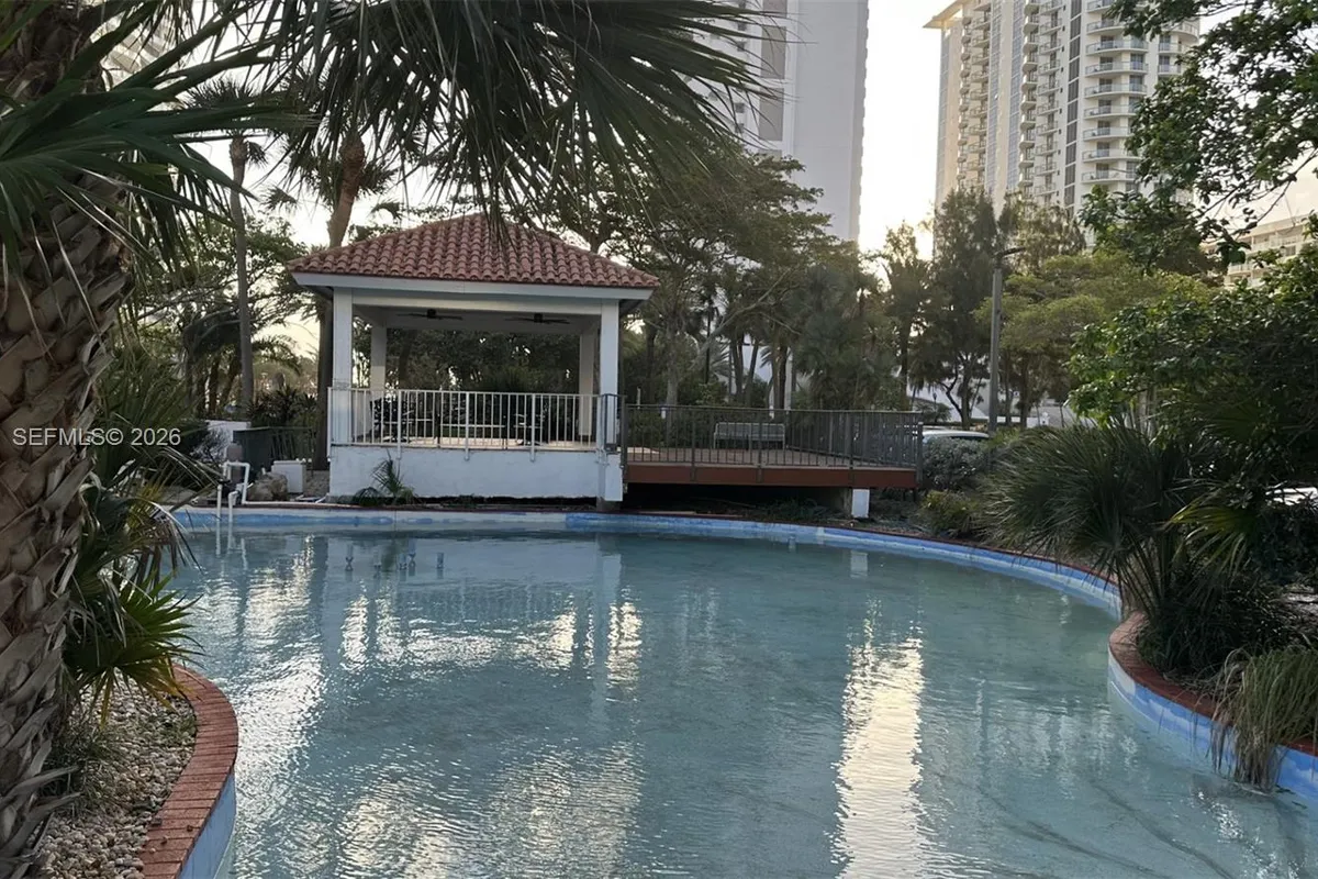 210 174th St # 1909, Sunny Isles Beach FL 33160