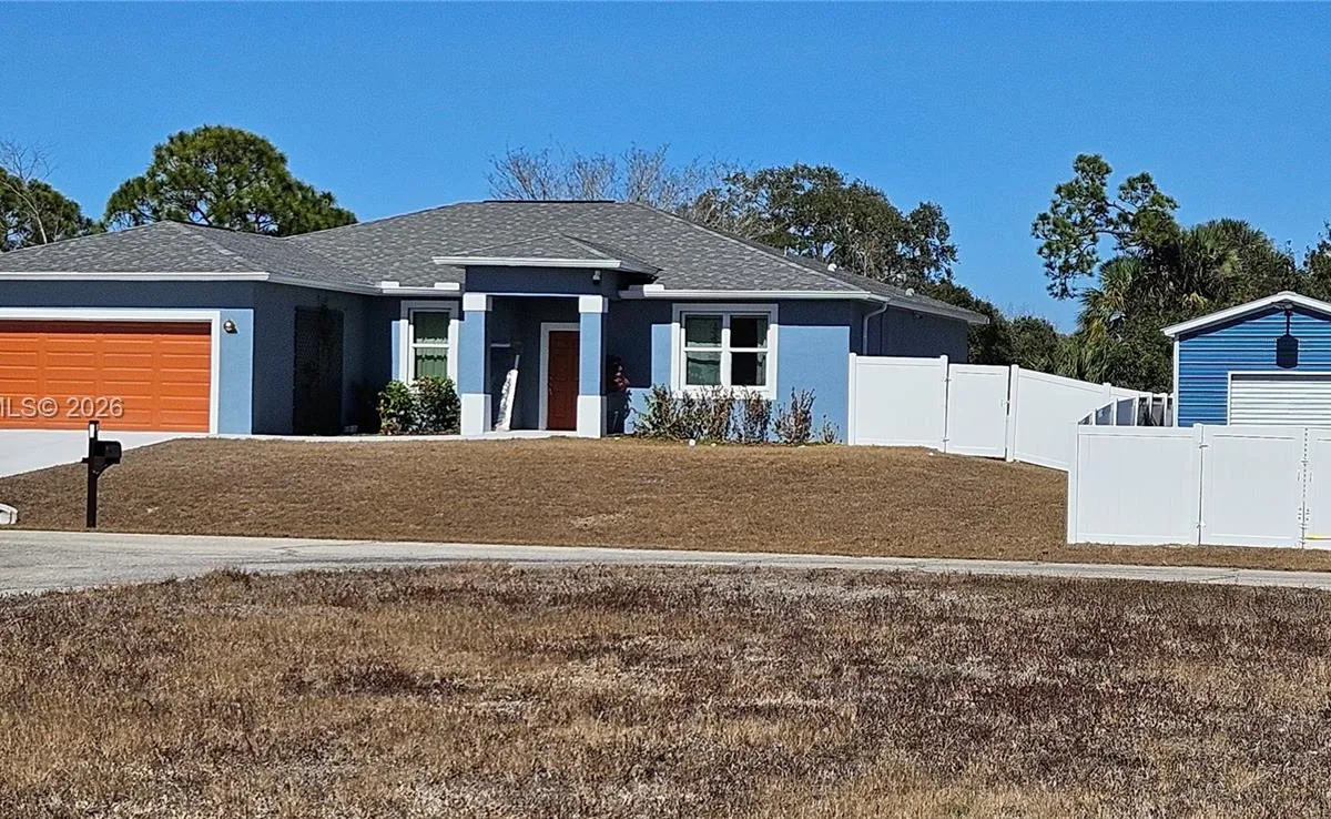 414 Valleybrook Drive, La Belle FL 33935