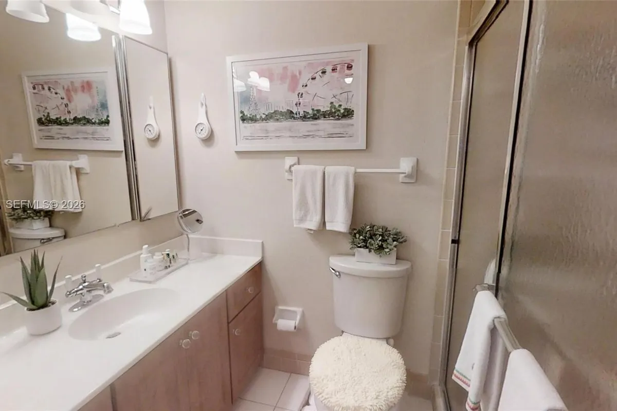 1527 Edgewater Circle, Fort Myers FL 33919