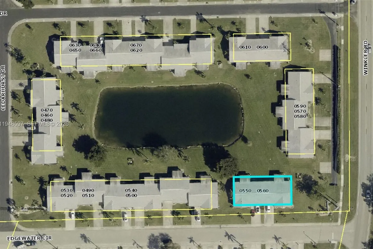 1527 Edgewater Circle, Fort Myers FL 33919