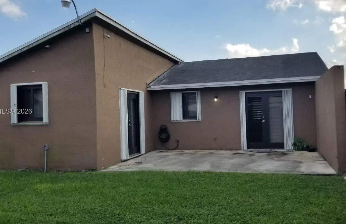 16239 SW 305th St, Homestead FL 33033