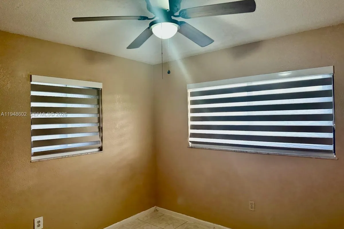 16239 SW 305th St, Homestead FL 33033