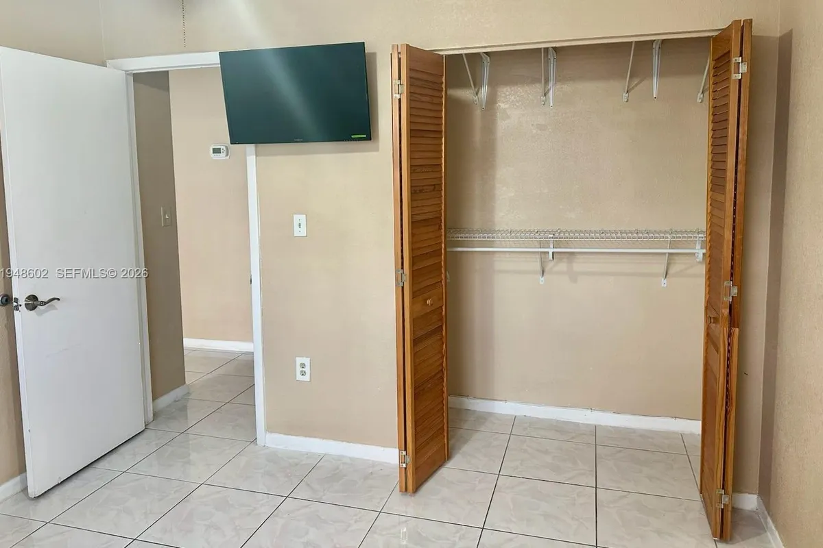 16239 SW 305th St, Homestead FL 33033