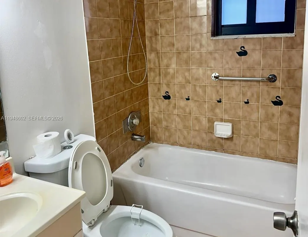 16239 SW 305th St, Homestead FL 33033