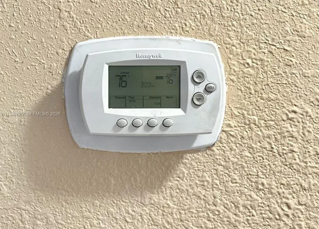 16239 SW 305th St, Homestead FL 33033