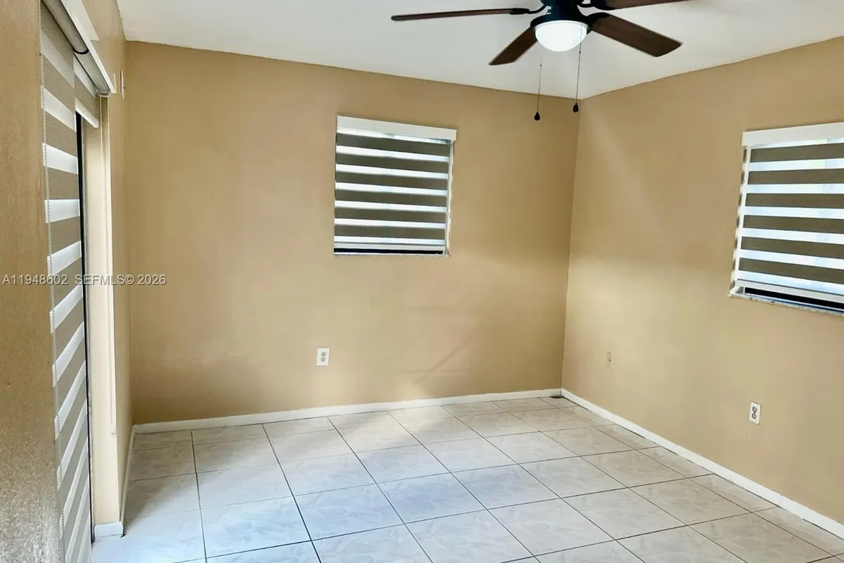 16239 SW 305th St, Homestead FL 33033