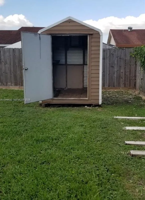 16239 SW 305th St, Homestead FL 33033