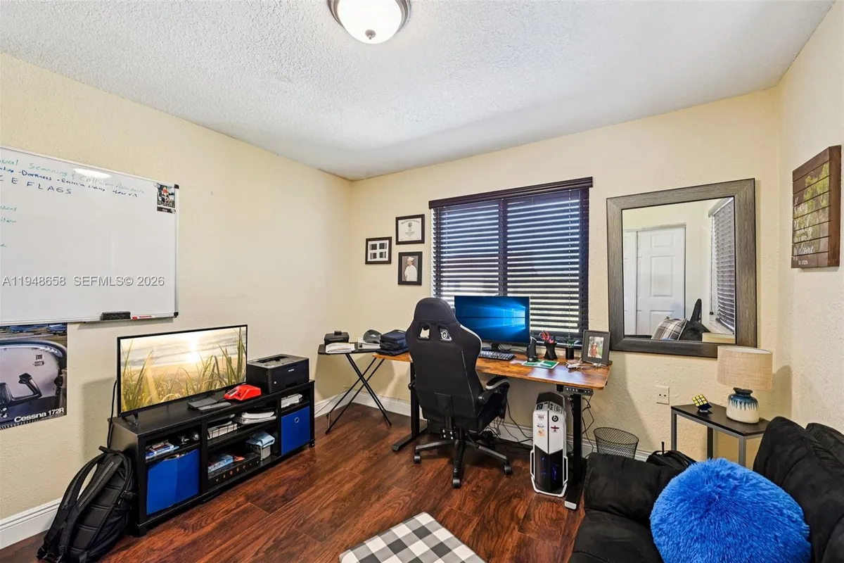 10365 SW 11th Ter # 9B, Miami FL 33174