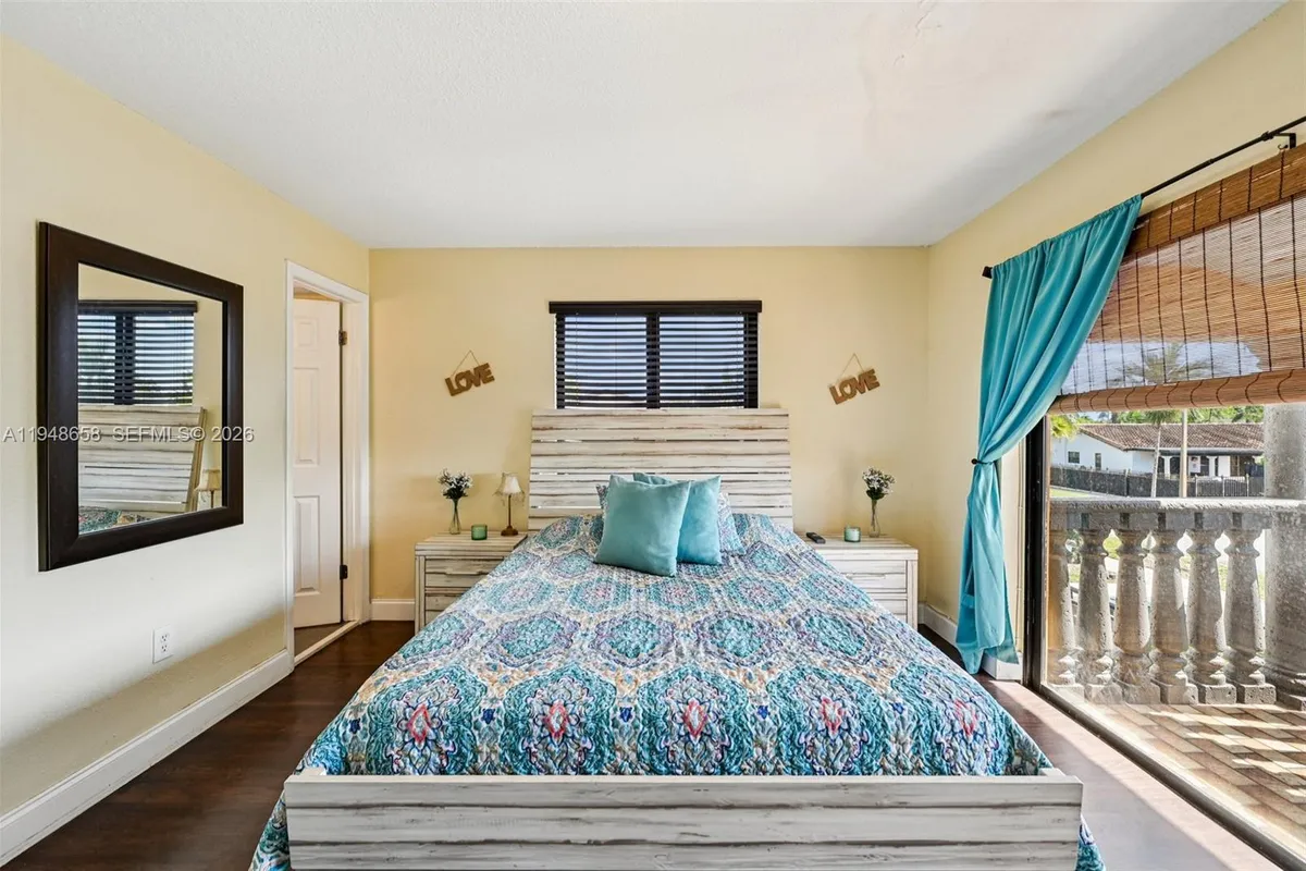 10365 SW 11th Ter # 9B, Miami FL 33174