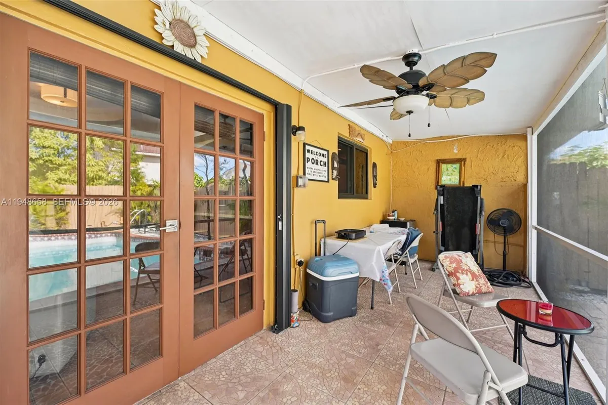 10365 SW 11th Ter # 9B, Miami FL 33174