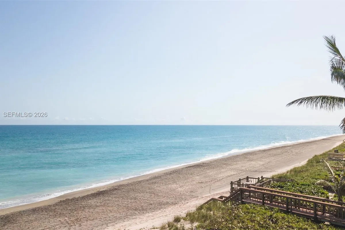 19950 Beach Rd # 4S, Jupiter FL 33469