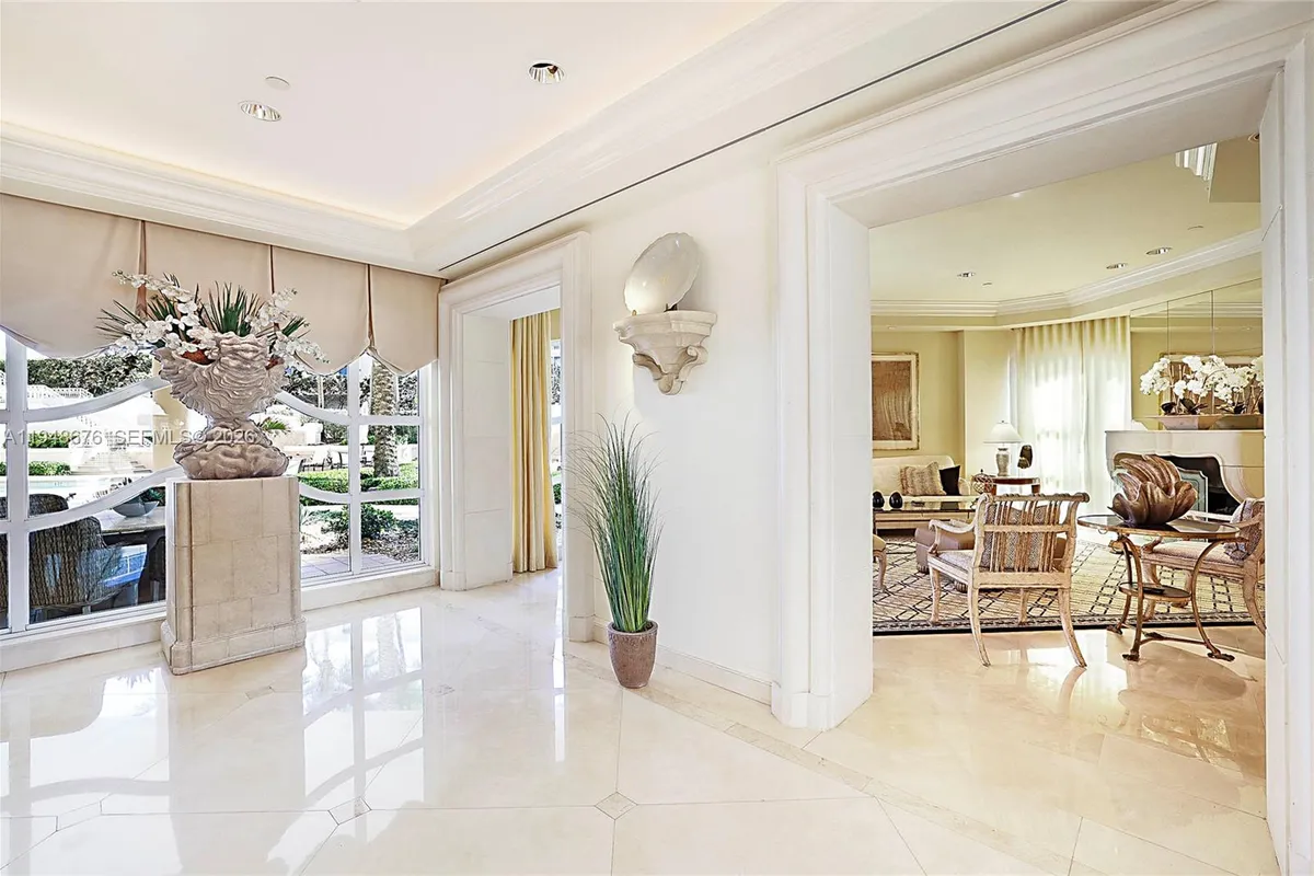 19950 Beach Rd # 4S, Jupiter FL 33469