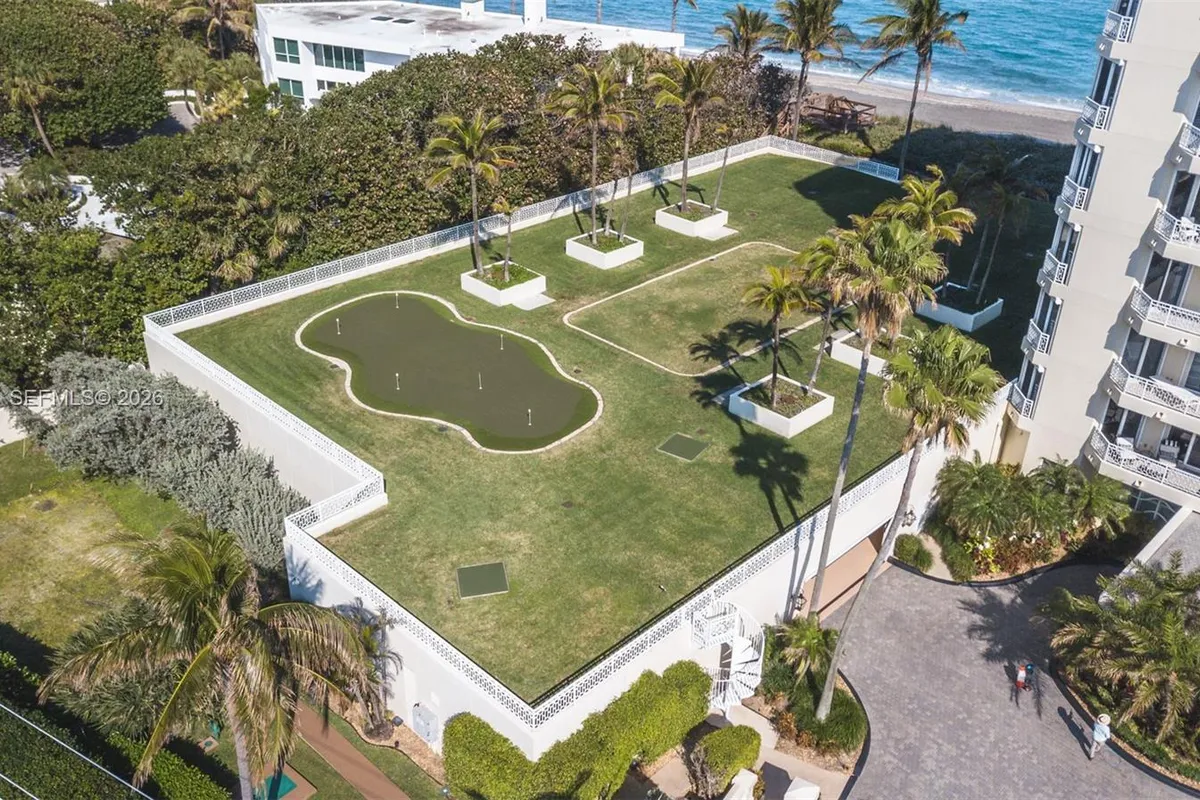 19950 Beach Rd # 4S, Jupiter FL 33469