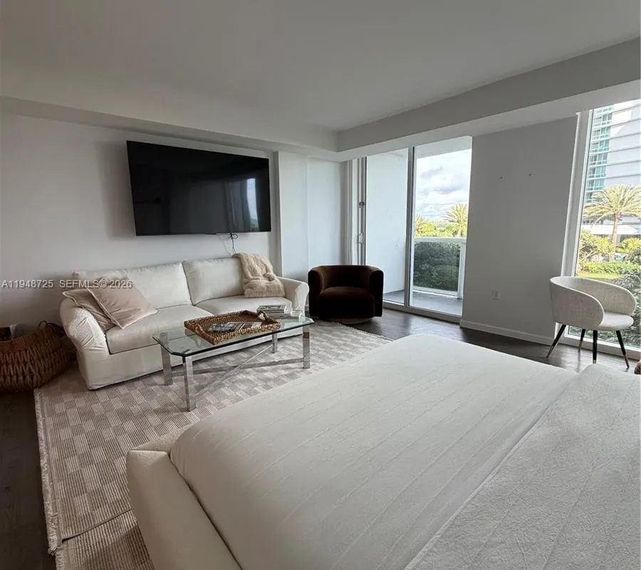 10275 Collins Ave # 402, Bal Harbour FL 33154