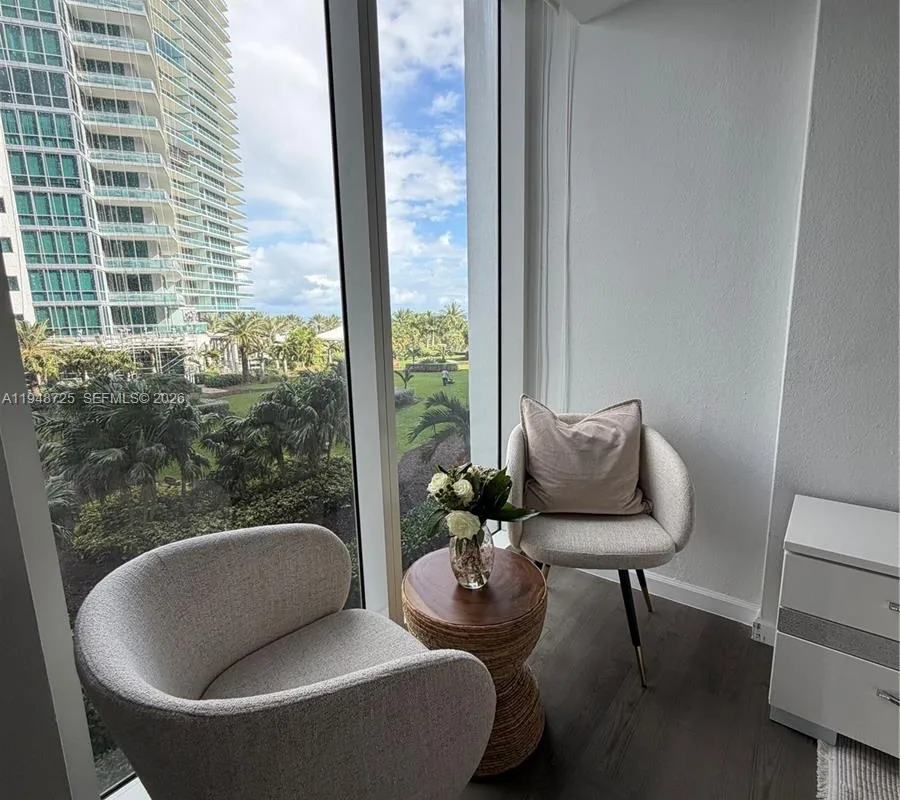 10275 Collins Ave # 402, Bal Harbour FL 33154
