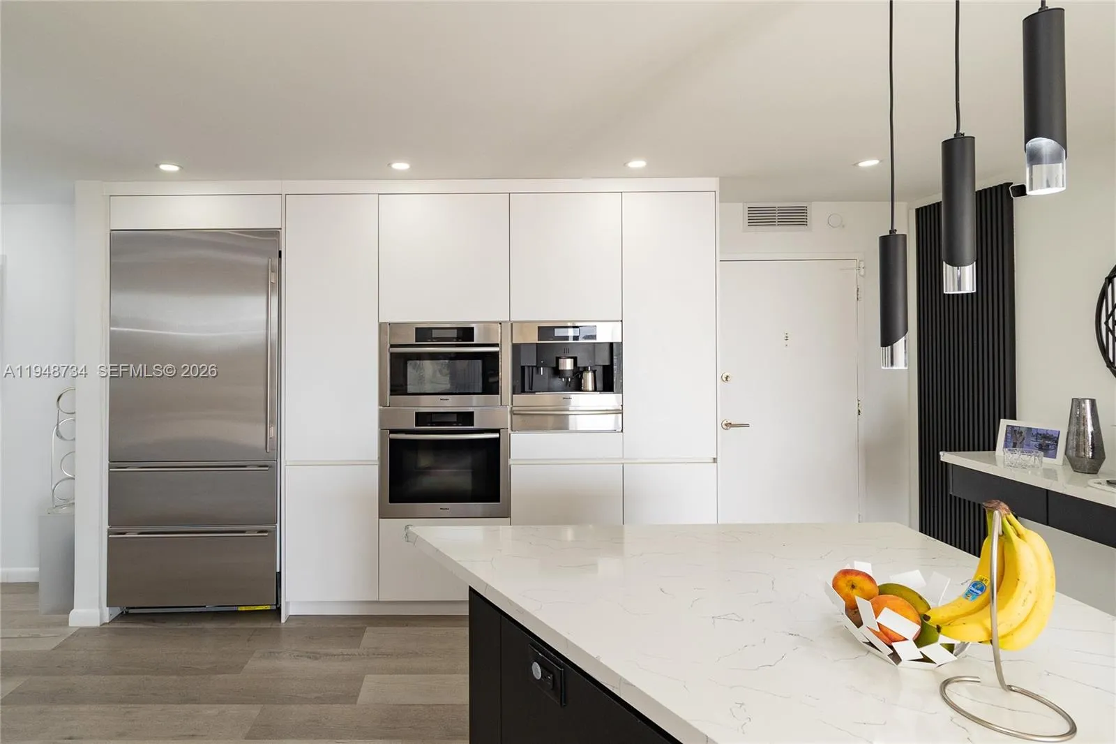 3180 S Ocean Dr # 619, Hallandale Beach FL 33009