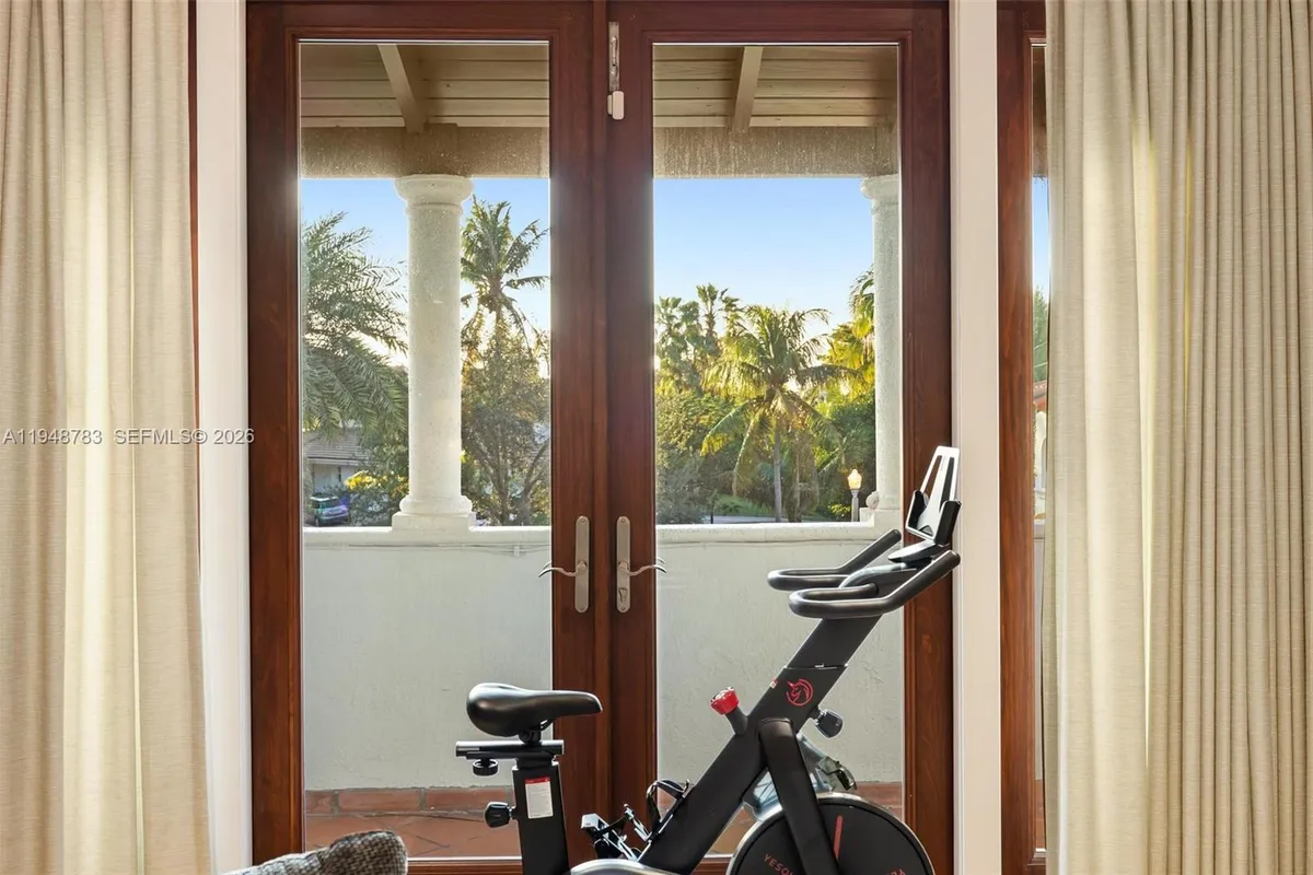 11011 Marin St, Coral Gables FL 33156