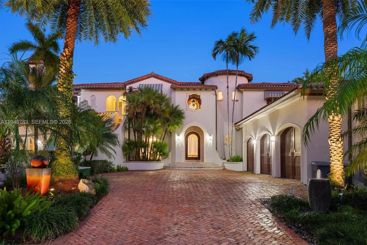 11011 Marin St, Coral Gables FL 33156