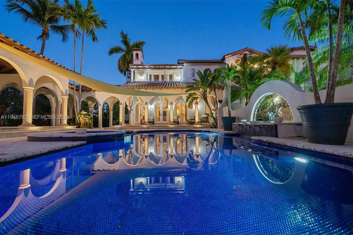 11011 Marin St, Coral Gables FL 33156