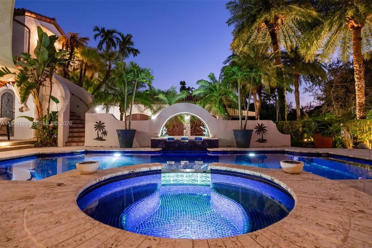 11011 Marin St, Coral Gables FL 33156