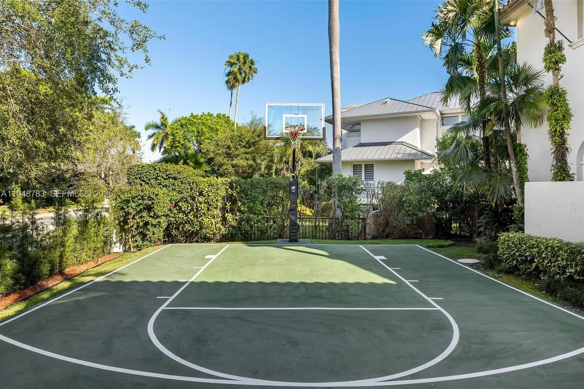 11011 Marin St, Coral Gables FL 33156