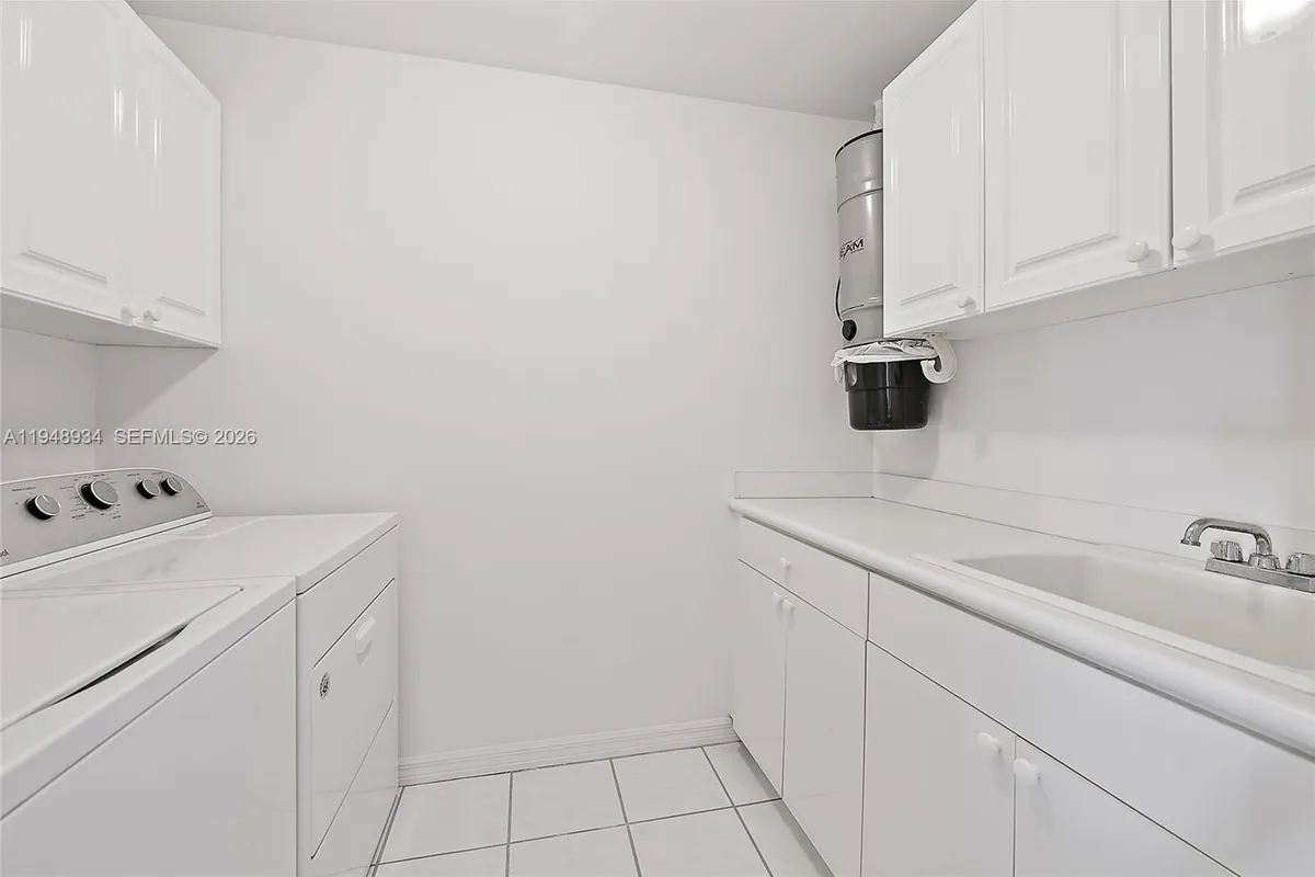 1660 S Highway A1A # 222, Jupiter FL 33477