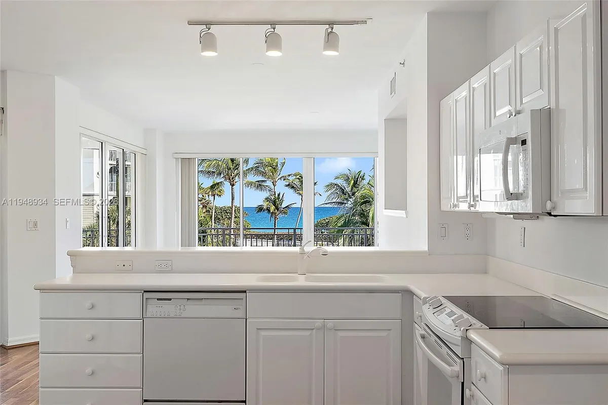 1660 S Highway A1A # 222, Jupiter FL 33477