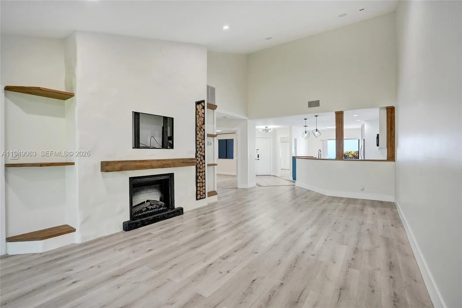 155 Love Cres, Royal Palm Beach FL 33411